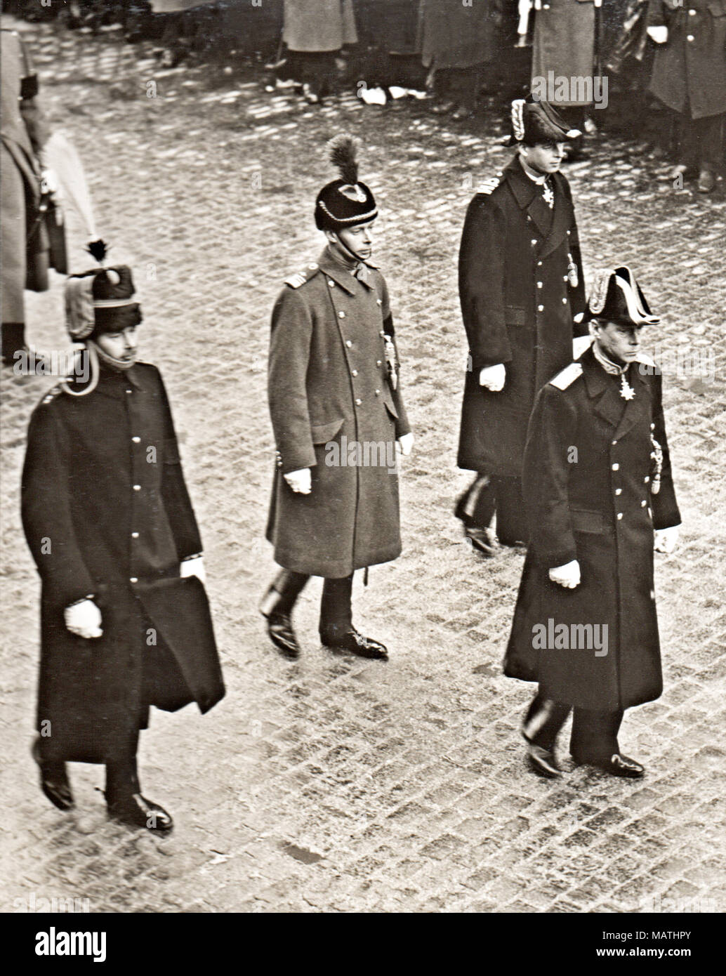 Edward, Albert, Henry et George, fils du roi George V à son cortège funèbre. Banque D'Images
