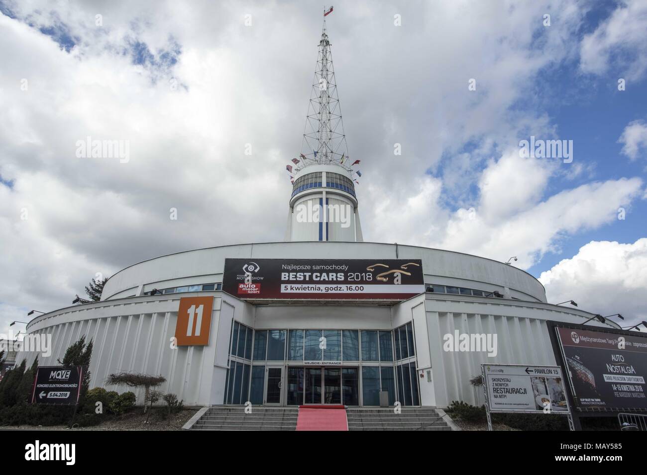 Poznan, Pologne, Grande Pologne. 5ème apr 2018. Poznan Motor Show 2018 est le plus grand de l'automobile en France et le quatrième en Europe. L'édition de cette année présente des véhicules en quatre salons : auto, moto, caravaning, camion et s'est tenu sous le slogan ''otorization de demain''. À la foire, vous pouvez voir plus de 60 premières mondiales de l'automobile, les concept cars et une vision de l'avenir de l'automobile par les concepteurs et les ingénieurs. Credit : Dawid Tatarkiewicz/ZUMA/Alamy Fil Live News Banque D'Images