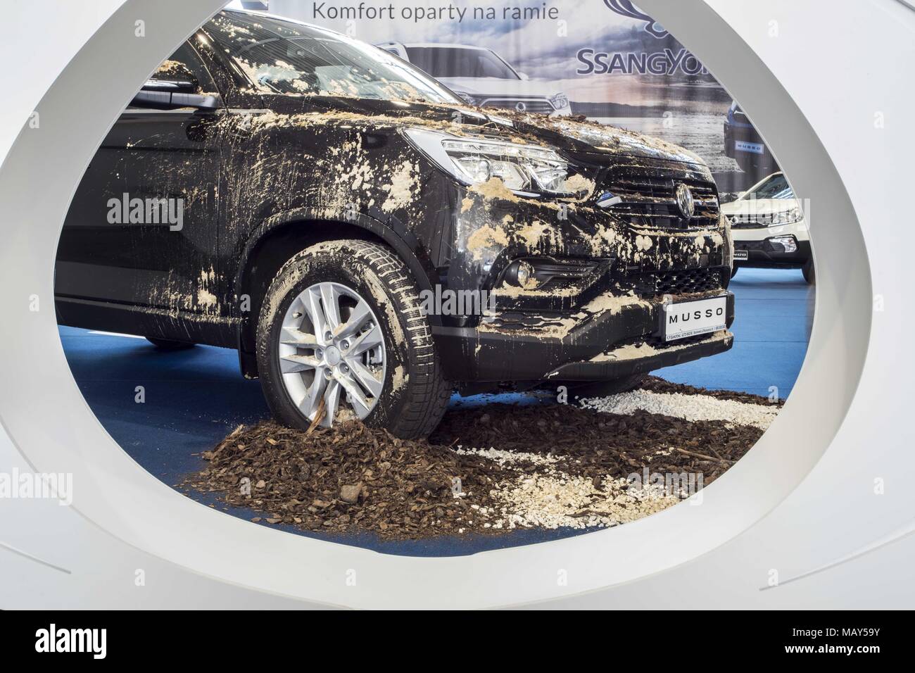 Poznan, Pologne, Grande Pologne. 5ème apr 2018. Poznan Motor Show 2018 est le plus grand de l'automobile en France et le quatrième en Europe. L'édition de cette année présente des véhicules en quatre salons : auto, moto, caravaning, camion et s'est tenu sous le slogan ''otorization de demain''. À la foire, vous pouvez voir plus de 60 premières mondiales de l'automobile, les concept cars et une vision de l'avenir de l'automobile par les concepteurs et les ingénieurs. Credit : Dawid Tatarkiewicz/ZUMA/Alamy Fil Live News Banque D'Images