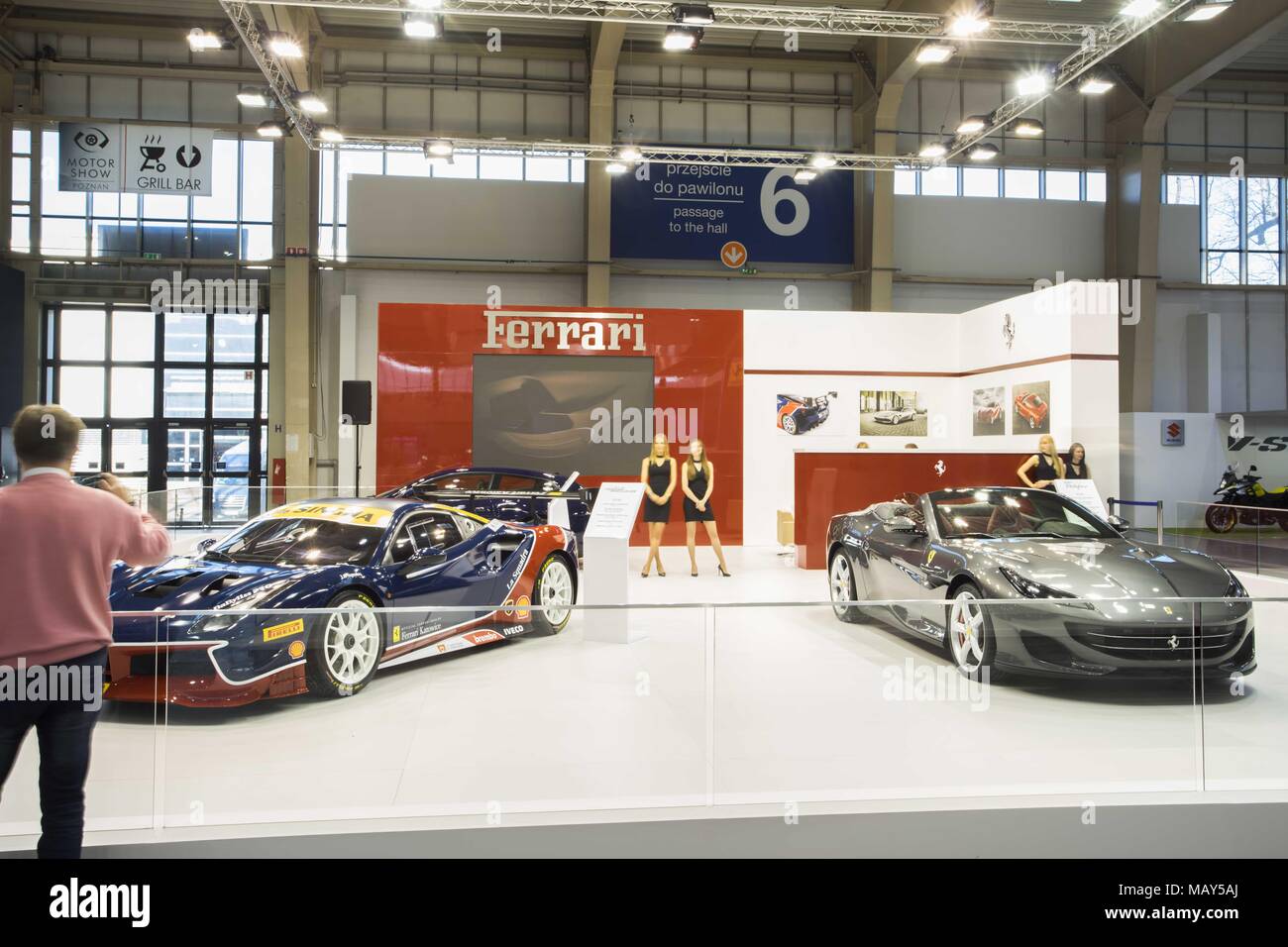 Poznan, Pologne, Grande Pologne. 5ème apr 2018. Poznan Motor Show 2018 est le plus grand de l'automobile en France et le quatrième en Europe. L'édition de cette année présente des véhicules en quatre salons : auto, moto, caravaning, camion et s'est tenu sous le slogan ''otorization de demain''. À la foire, vous pouvez voir plus de 60 premières mondiales de l'automobile, les concept cars et une vision de l'avenir de l'automobile par les concepteurs et les ingénieurs. Credit : Dawid Tatarkiewicz/ZUMA/Alamy Fil Live News Banque D'Images