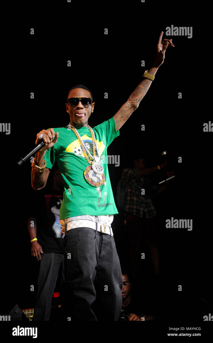 Le rappeur Deandre Way aka Soulja Boy Tell 'Em effectuant de la Summer Explosion à la sports arena le 20 août 2011 à Los Angeles, Californie. Banque D'Images