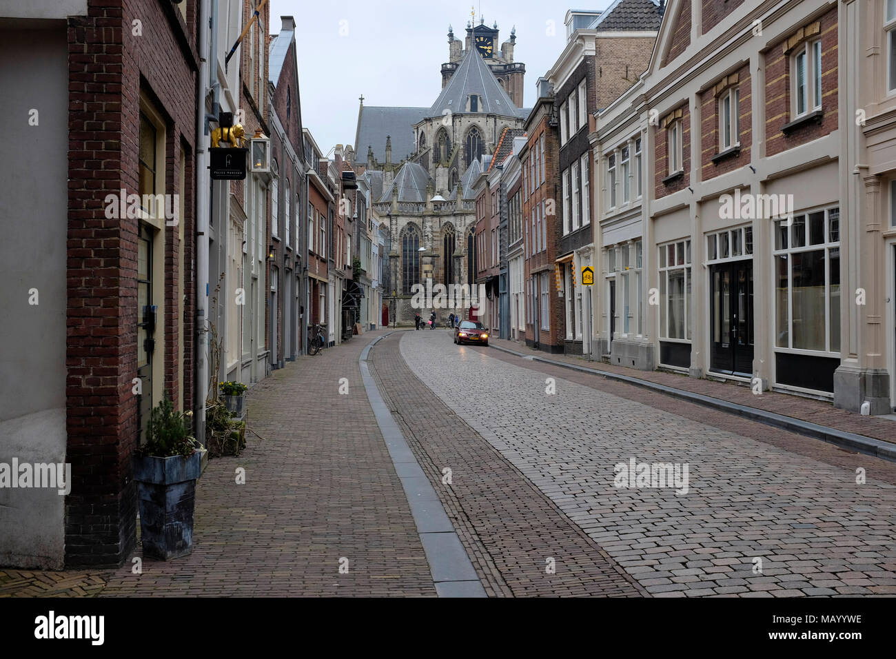 Vieux canal maisons de Dordrecht, Pays-Bas Banque D'Images