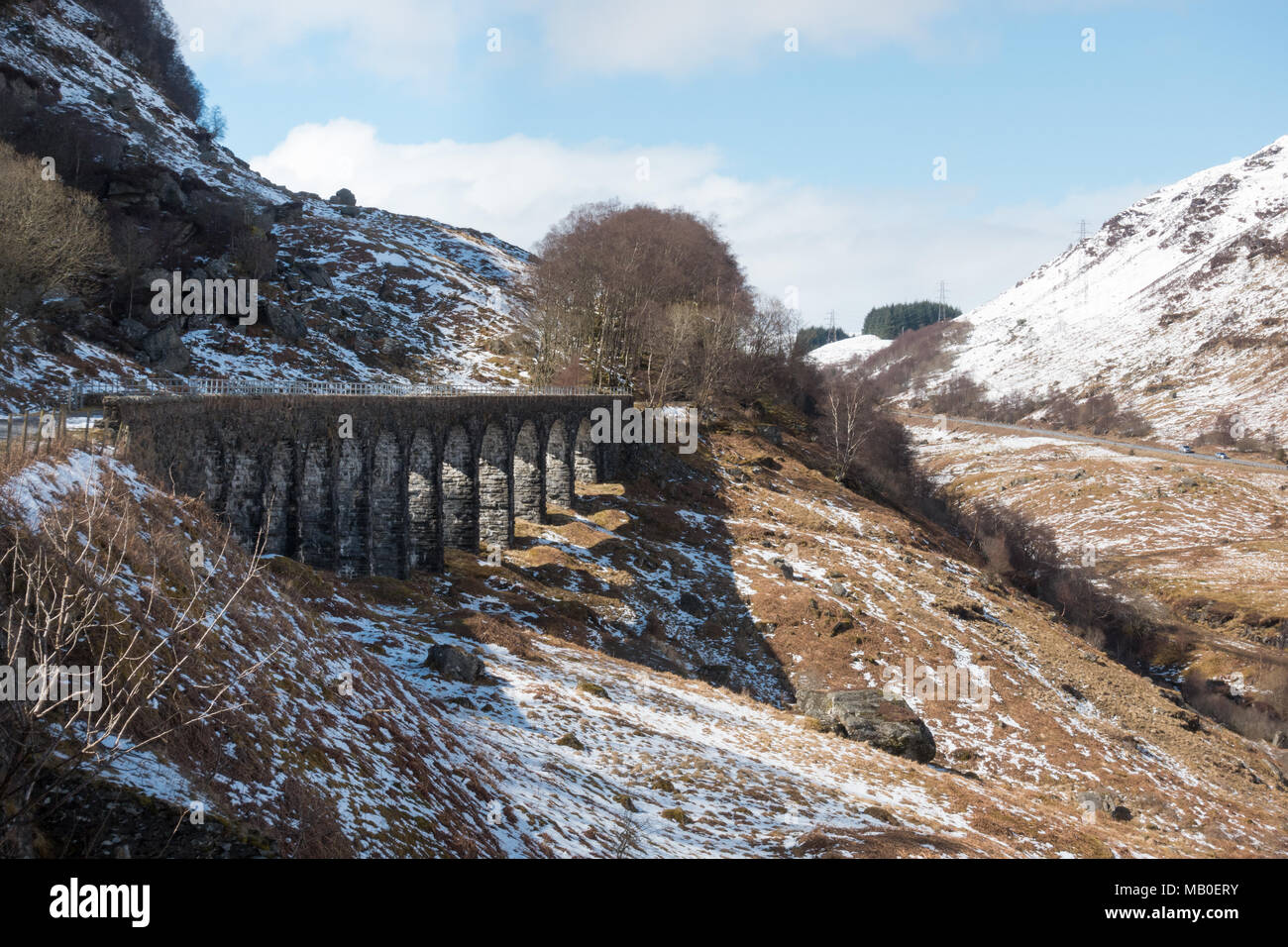 Glen Ogle viaduc de la façon dont Rob Roy et National Cycle route 7, Lochearnhead, Ecosse, Royaume-Uni Banque D'Images