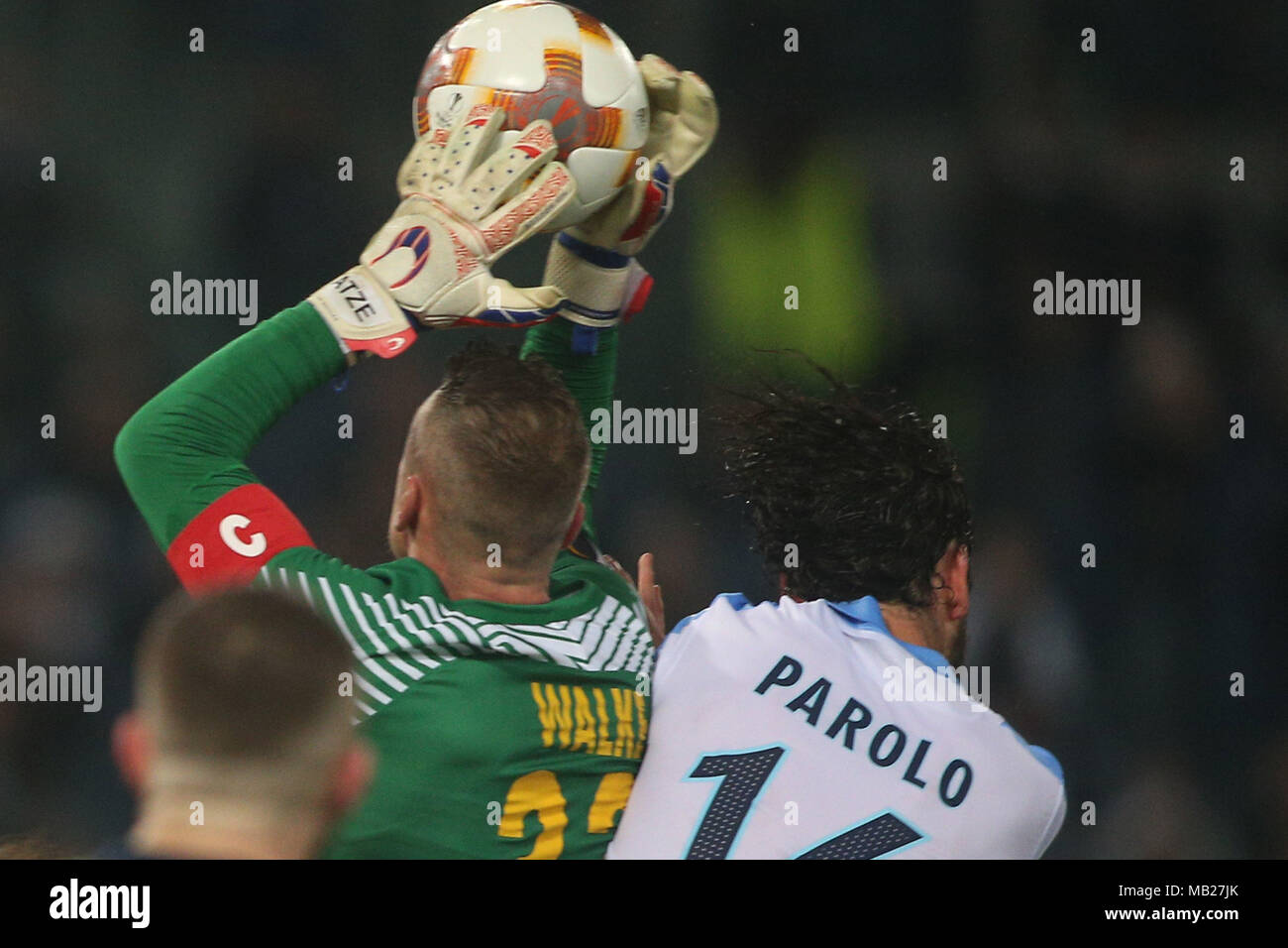 05.04.2018. Stadio Olimpico, Rome, Italie. Ligue de l'Uefa SS Lazio vs FC Salzburg. WALKE ET PAROLO en action pendant le match S.S. Lazio vs Salzburg au Stadio Olimpico à Rome. Banque D'Images