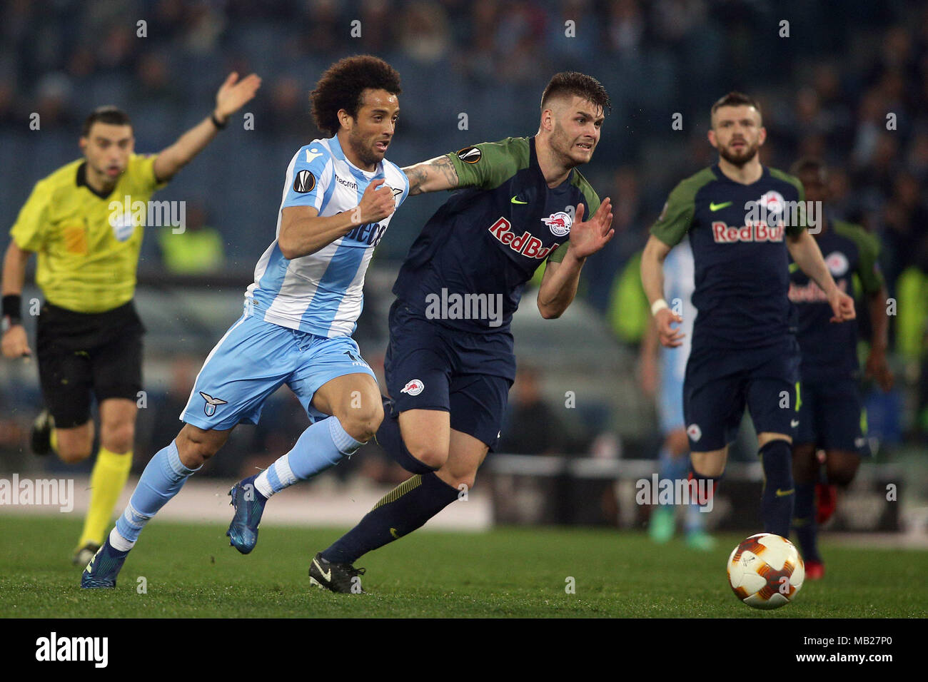 05.04.2018. Stadio Olimpico, Rome, Italie. Ligue de l'Uefa SS Lazio vs FC Salzburg. FELIPE ANDERSON (LAZ) note le gol pendant le match S.S. Lazio vs Salzburg au Stadio Olimpico à Rome. Banque D'Images