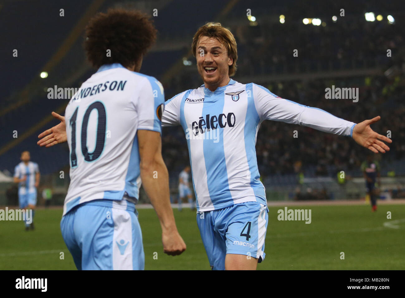 05.04.2018. Stadio Olimpico, Rome, Italie. Ligue de l'Uefa SS Lazio vs FC Salzburg. FELIPE ANDERSON célèbre le gol pendant le match S.S. Lazio vs Salzburg au Stadio Olimpico à Rome. Banque D'Images