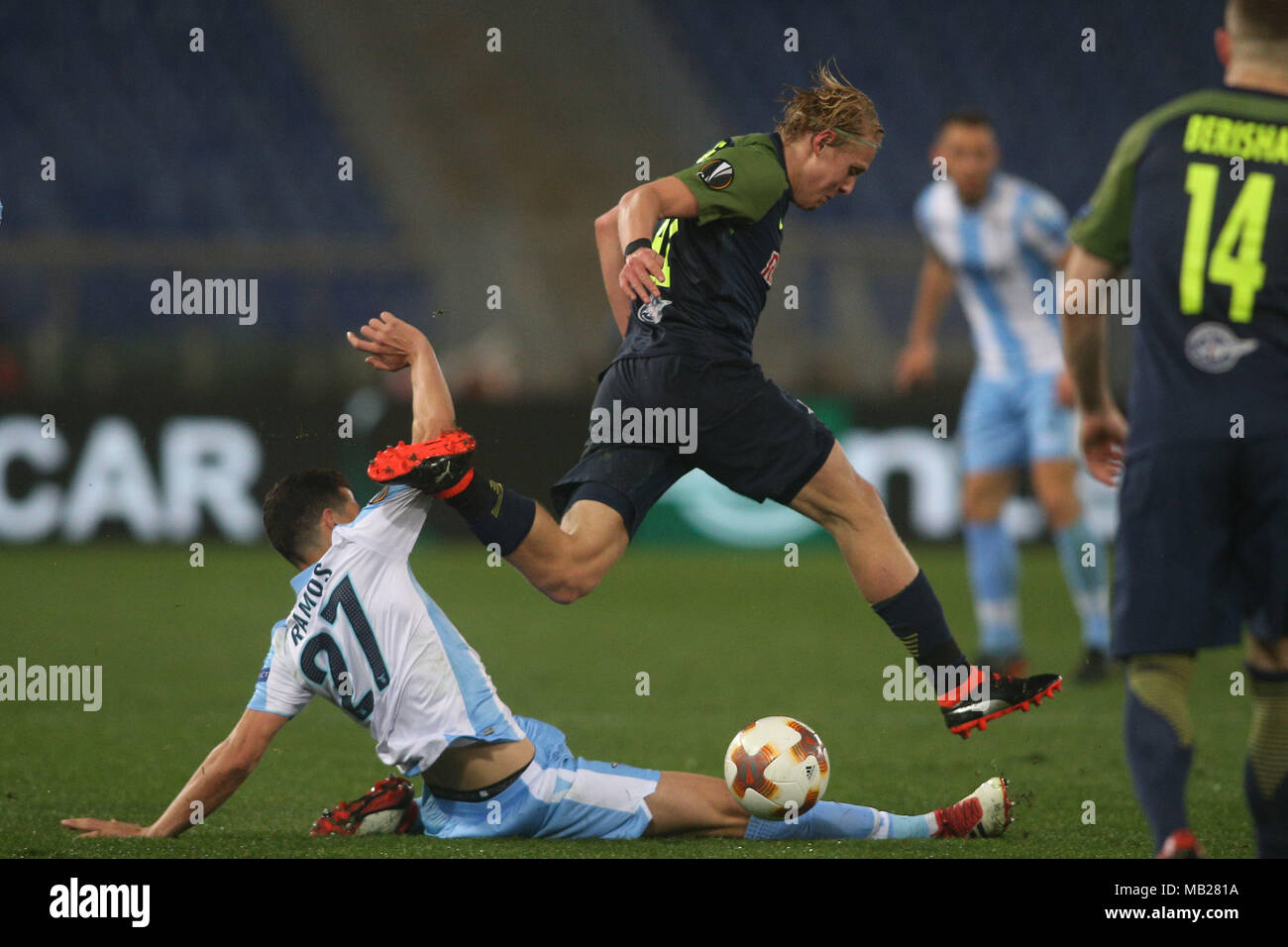 05.04.2018. Stadio Olimpico, Rome, Italie. Ligue de l'Uefa SS Lazio vs FC Salzburg. XAVER SCHLAGER en action pendant le match S.S. Lazio vs Salzburg au Stadio Olimpico à Rome. Banque D'Images