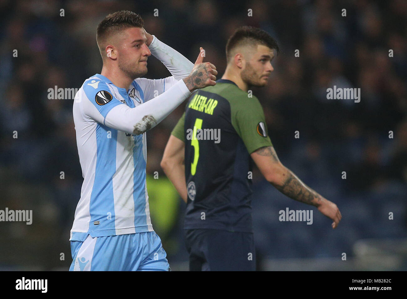 05.04.2018. Stadio Olimpico, Rome, Italie. Ligue de l'Uefa SS Lazio vs FC Salzburg.MILINKOVIC-SAVIC (LAZ) en action pendant le match S.S. Lazio vs Salzburg au Stadio Olimpico à Rome. Banque D'Images