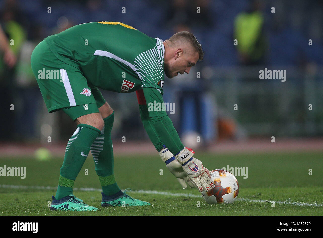 05.04.2018. Stadio Olimpico, Rome, Italie. Ligue de l'Uefa SS Lazio vs FC Salzburg. WALKE en action pendant le match S.S. Lazio vs Salzburg au Stadio Olimpico à Rome. Banque D'Images