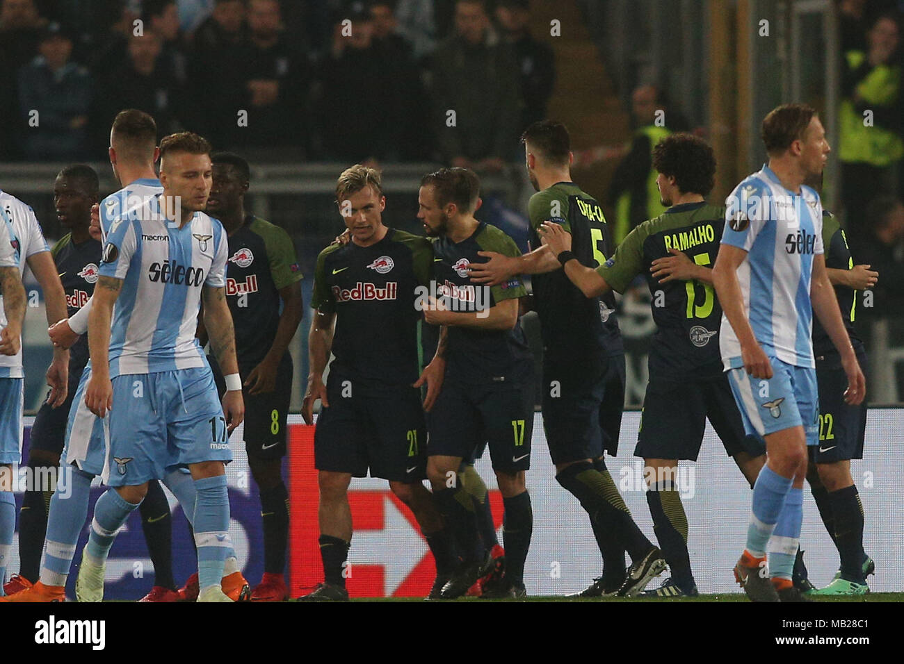 05.04.2018. Stadio Olimpico, Rome, Italie. Ligue de l'Uefa SS Lazio vs FC Salzburg. ANDREAS ULMER score la Gol et célèbre pendant le match S.S. Lazio vs Salzburg au Stadio Olimpico à Rome. Banque D'Images