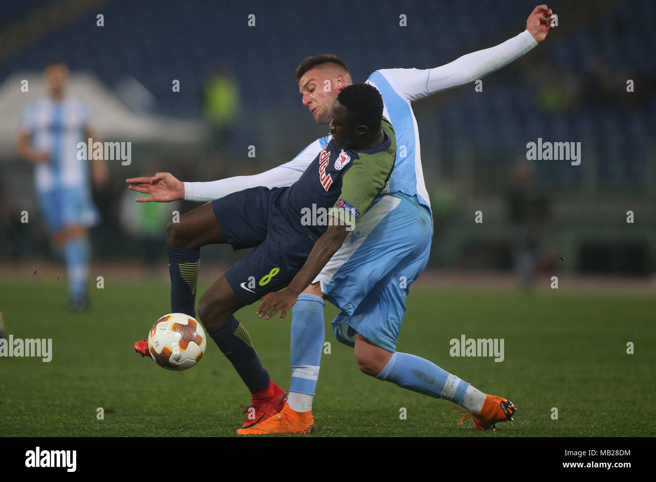 05.04.2018. Stadio Olimpico, Rome, Italie. Ligue de l'Uefa SS Lazio vs FC Salzburg. DIADIE SAMASSEKOU en action pendant le match S.S. Lazio vs Salzburg au Stadio Olimpico à Rome. Banque D'Images
