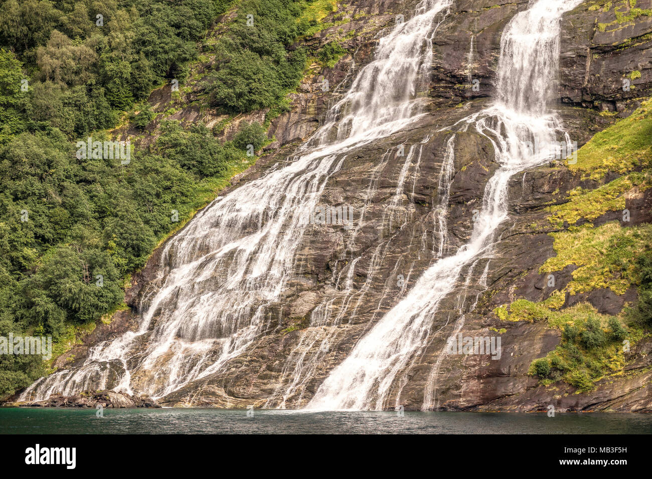 Cascade de fjord de Geiranger en Norvège Banque D'Images