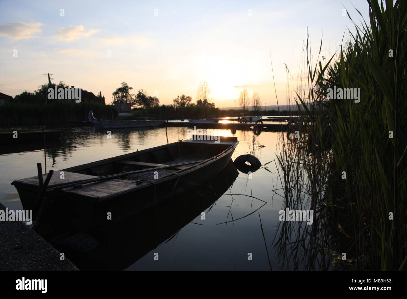 Coucher du soleil au lac Velence - Hongrie Banque D'Images