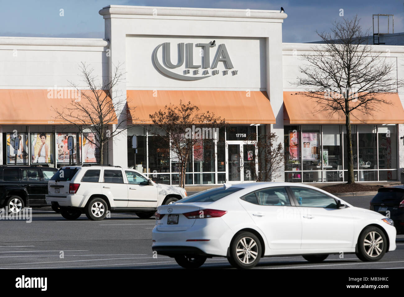 Un logo beauté Ulta vu sur un magasin de détail/de Hagerstown, Maryland le 5 avril 2018. Banque D'Images