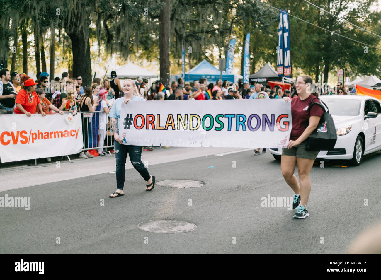 Le Hartford montrant le soutien à la Pride Parade Orlando (2016). Banque D'Images