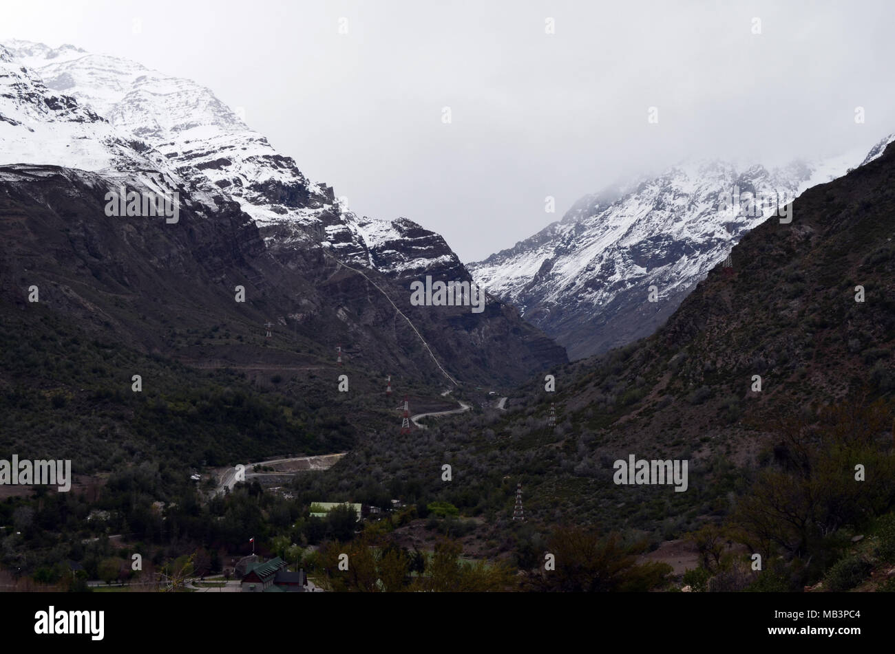 Río Blanco Réserve nationale, le centre du Chili, une grande biodiversité dans la vallée de Los Andes Banque D'Images