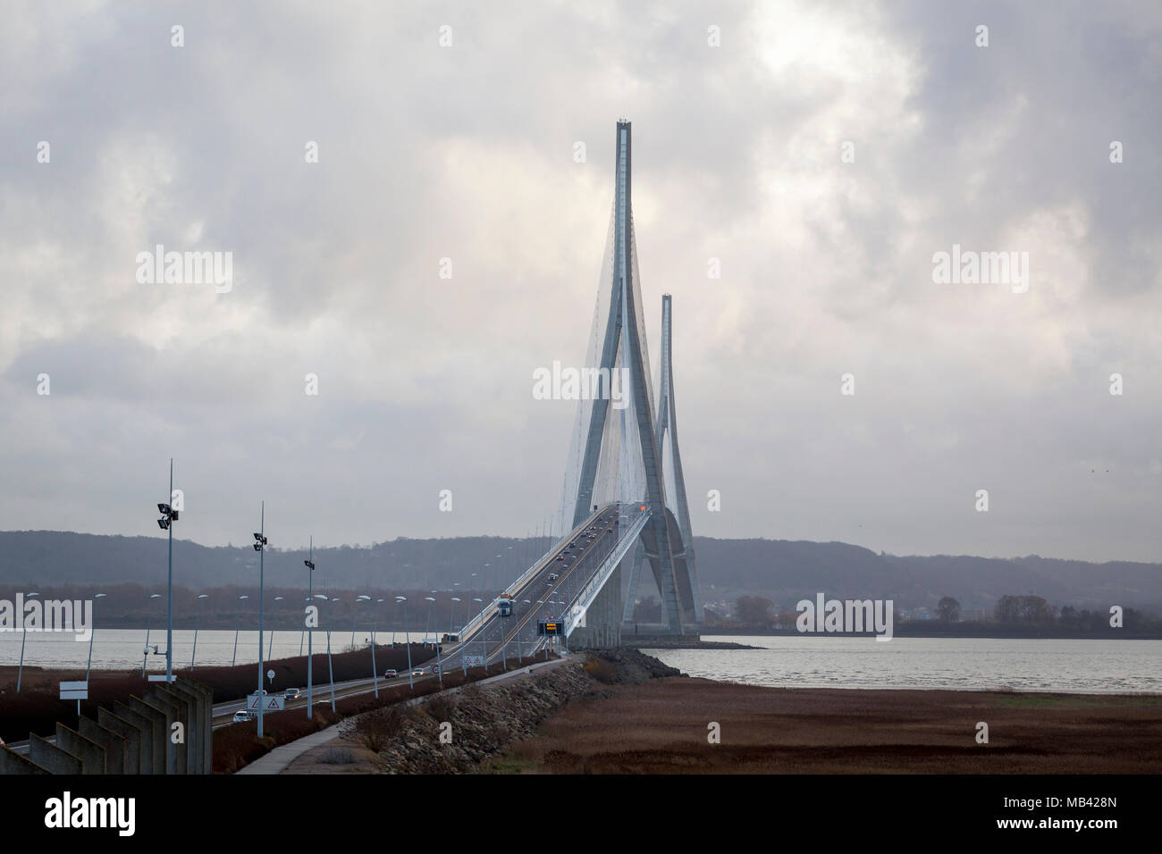 Pont de Normandie pont traversant la Seine en France Banque D'Images