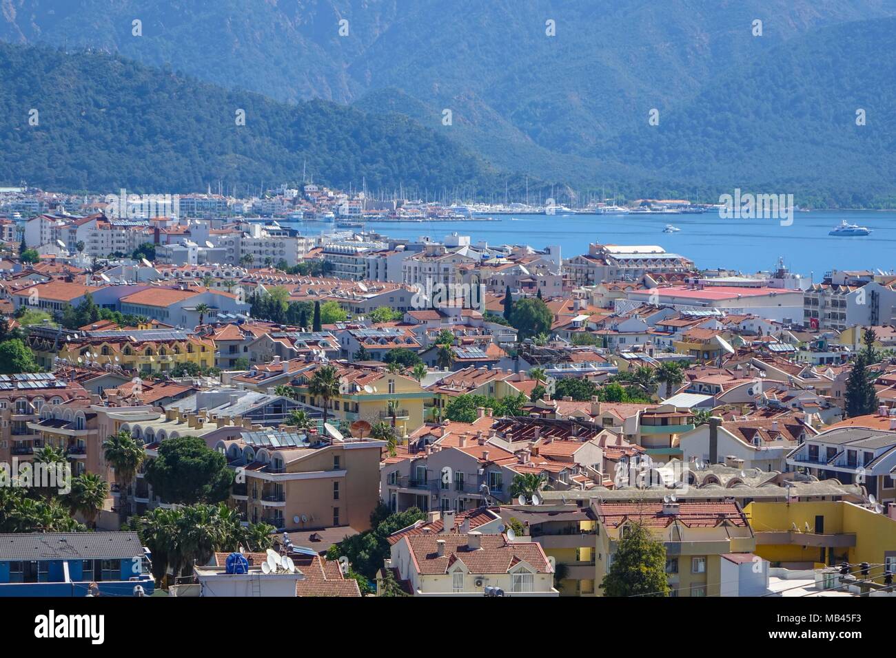 La ville de Marmaris, Mugla, Turquie, vu de dessus. Banque D'Images