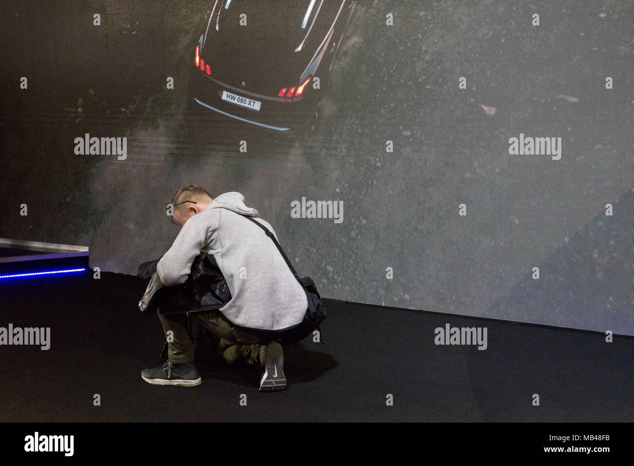 Poznan, Pologne, Grande Pologne. 6ème apr 2018. Poznan Motor Show 2018 est le plus grand de l'automobile en France et le quatrième en Europe. L'édition de cette année présente des véhicules en quatre salons : auto, moto, caravaning, camion et s'est tenu sous le slogan ''otorization de demain''. À la foire, vous pouvez voir plus de 60 premières mondiales de l'automobile, les concept cars et une vision de l'avenir de l'automobile par les concepteurs et les ingénieurs. Credit : Dawid Tatarkiewicz/ZUMA/Alamy Fil Live News Banque D'Images
