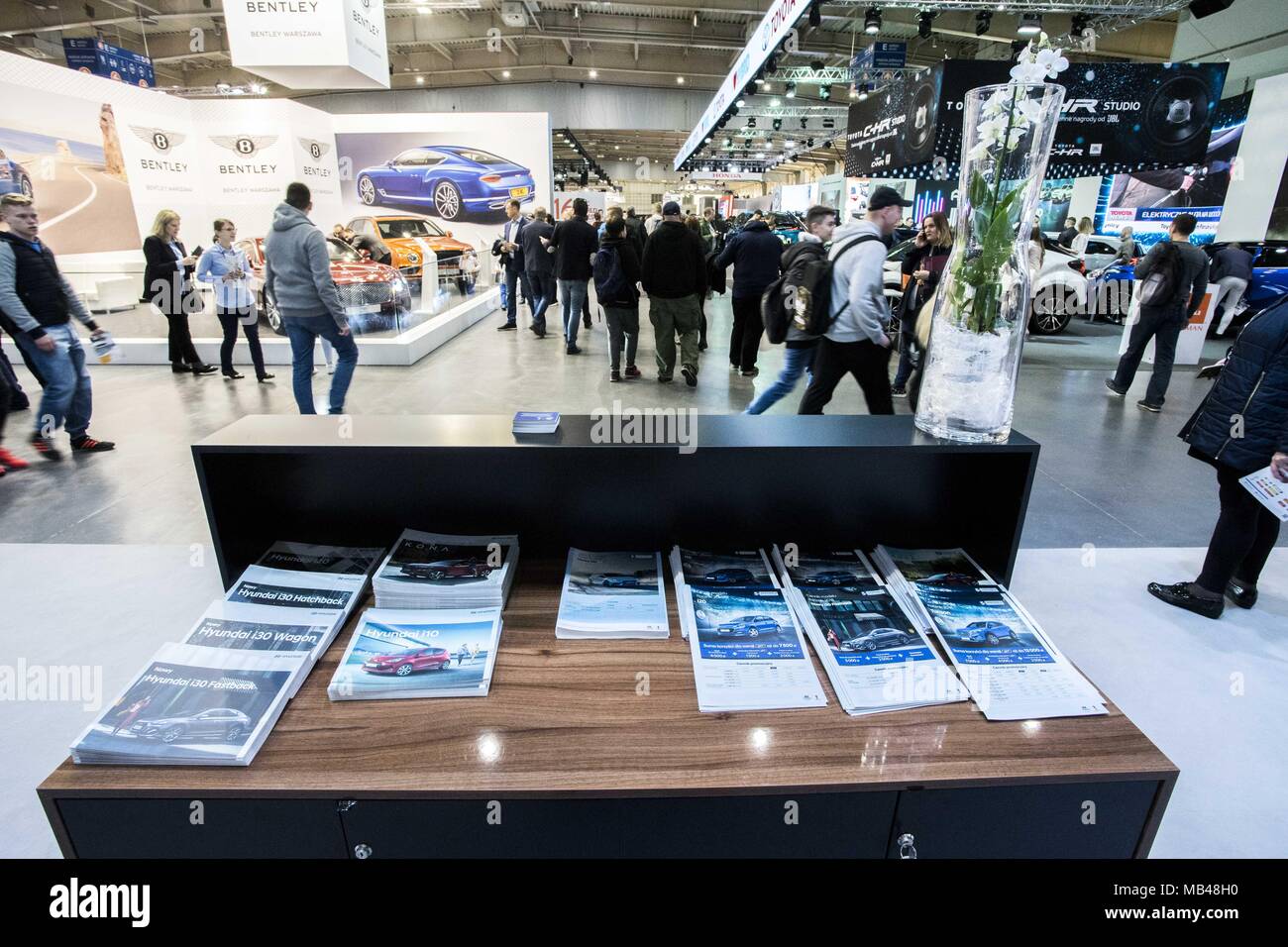 Poznan, Pologne, Grande Pologne. 6ème apr 2018. Poznan Motor Show 2018 est le plus grand de l'automobile en France et le quatrième en Europe. L'édition de cette année présente des véhicules en quatre salons : auto, moto, caravaning, camion et s'est tenu sous le slogan ''otorization de demain''. À la foire, vous pouvez voir plus de 60 premières mondiales de l'automobile, les concept cars et une vision de l'avenir de l'automobile par les concepteurs et les ingénieurs. Credit : Dawid Tatarkiewicz/ZUMA/Alamy Fil Live News Banque D'Images