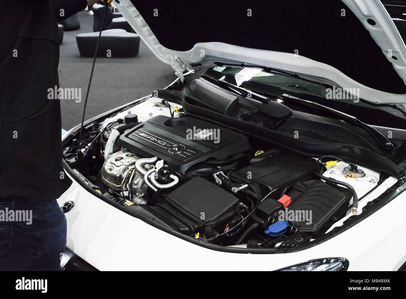 Poznan, Pologne, Grande Pologne. 6ème apr 2018. Poznan Motor Show 2018 est le plus grand de l'automobile en France et le quatrième en Europe. L'édition de cette année présente des véhicules en quatre salons : auto, moto, caravaning, camion et s'est tenu sous le slogan ''otorization de demain''. À la foire, vous pouvez voir plus de 60 premières mondiales de l'automobile, les concept cars et une vision de l'avenir de l'automobile par les concepteurs et les ingénieurs. Credit : Dawid Tatarkiewicz/ZUMA/Alamy Fil Live News Banque D'Images