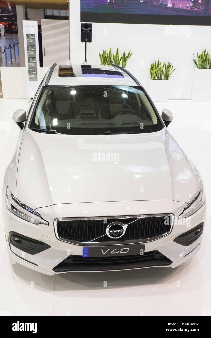 Poznan, Pologne, Grande Pologne. 6ème apr 2018. Poznan Motor Show 2018 est le plus grand de l'automobile en France et le quatrième en Europe. L'édition de cette année présente des véhicules en quatre salons : auto, moto, caravaning, camion et s'est tenu sous le slogan ''otorization de demain''. À la foire, vous pouvez voir plus de 60 premières mondiales de l'automobile, les concept cars et une vision de l'avenir de l'automobile par les concepteurs et les ingénieurs. Credit : Dawid Tatarkiewicz/ZUMA/Alamy Fil Live News Banque D'Images