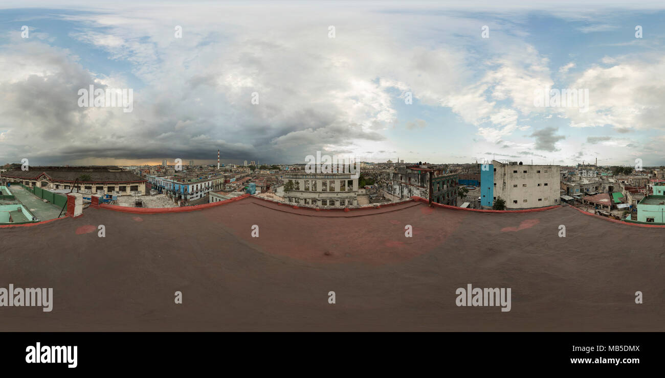 360 Panorama cousus, fait sur le toit, Cuatro Camino, La Havane, Cuba Banque D'Images