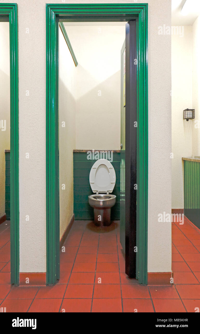 Des toilettes publiques dans le North Norfolk station balnéaire de Sheringham, Norfolk, Angleterre, Royaume-Uni, Europe. Banque D'Images