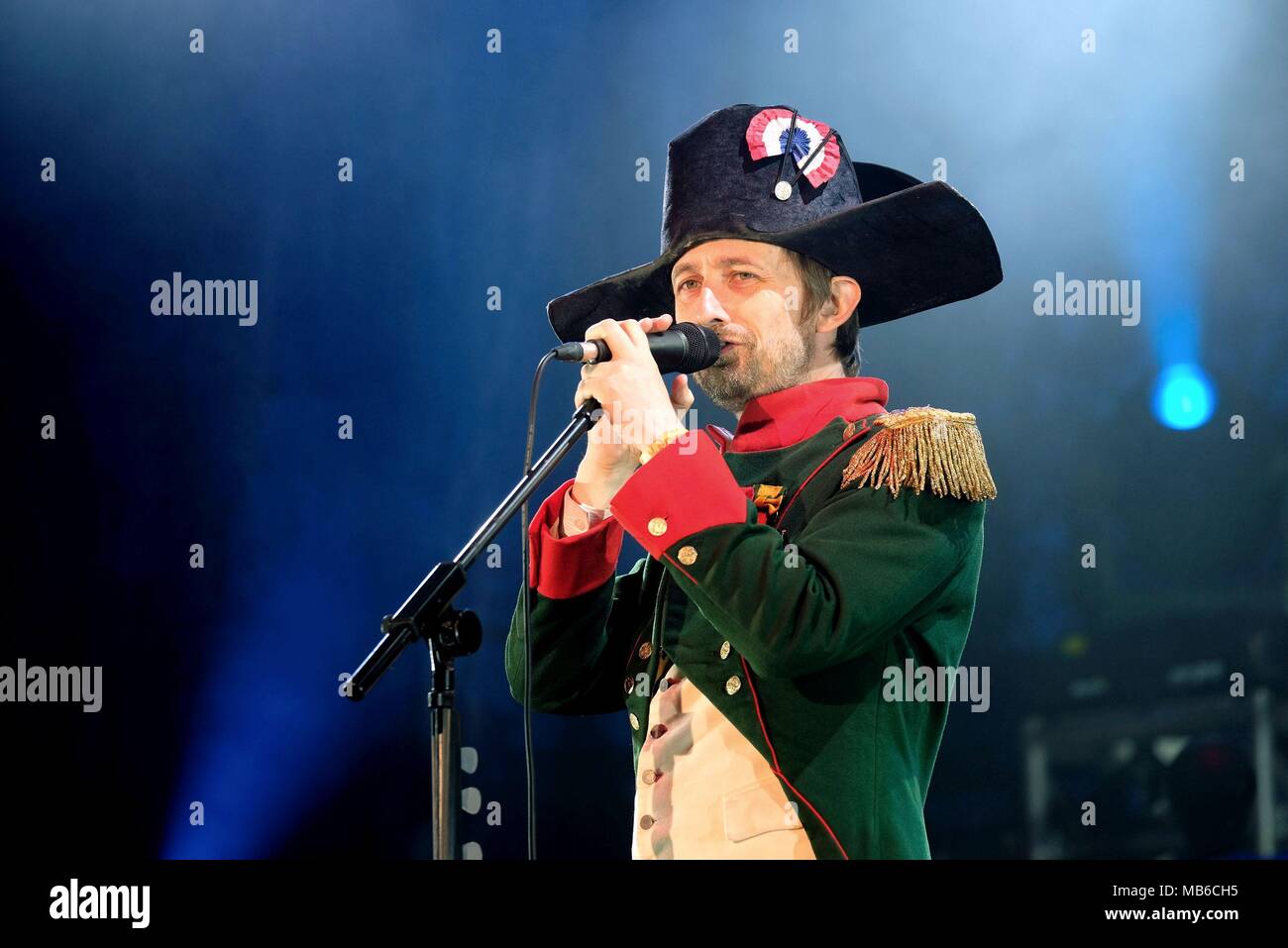 Neil Hannon de The Divine Comedy Festival 2017 de Cropredy Banque D'Images