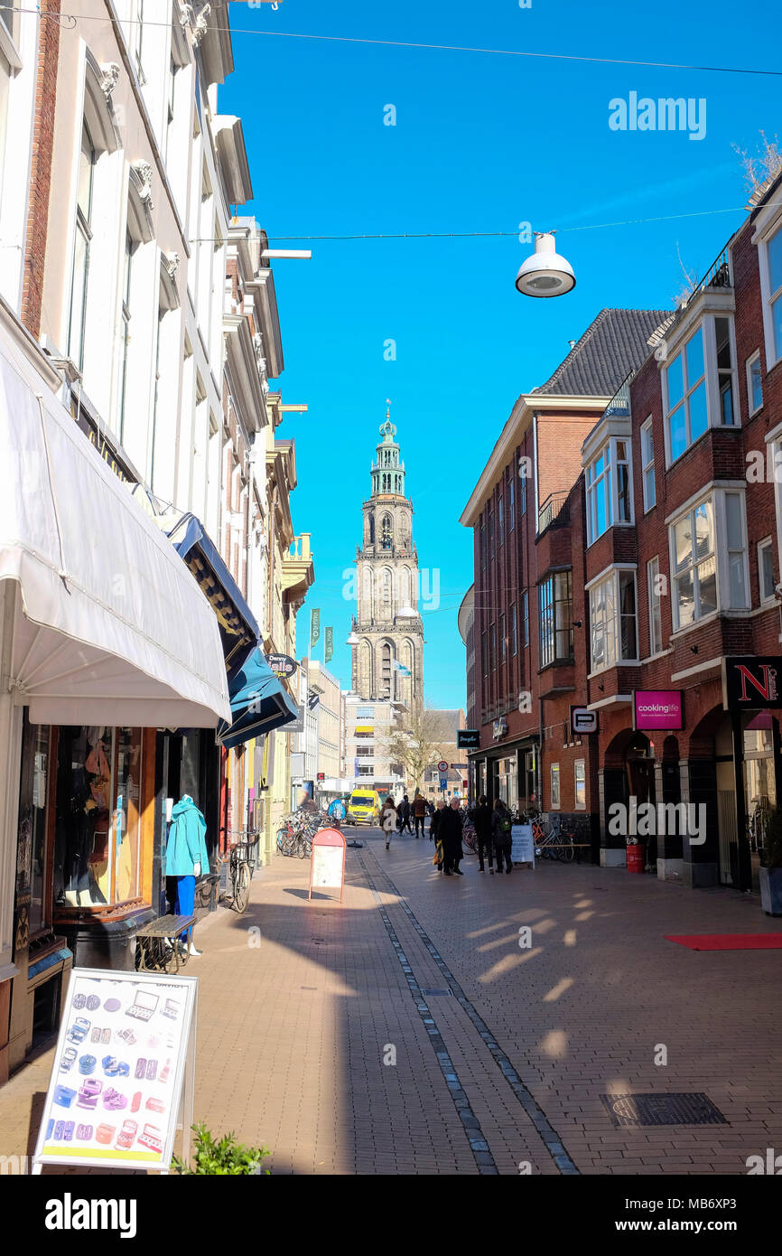 La tour Martini (Martinitoren) dans le centre de Groningen, aux Pays-Bas. Banque D'Images