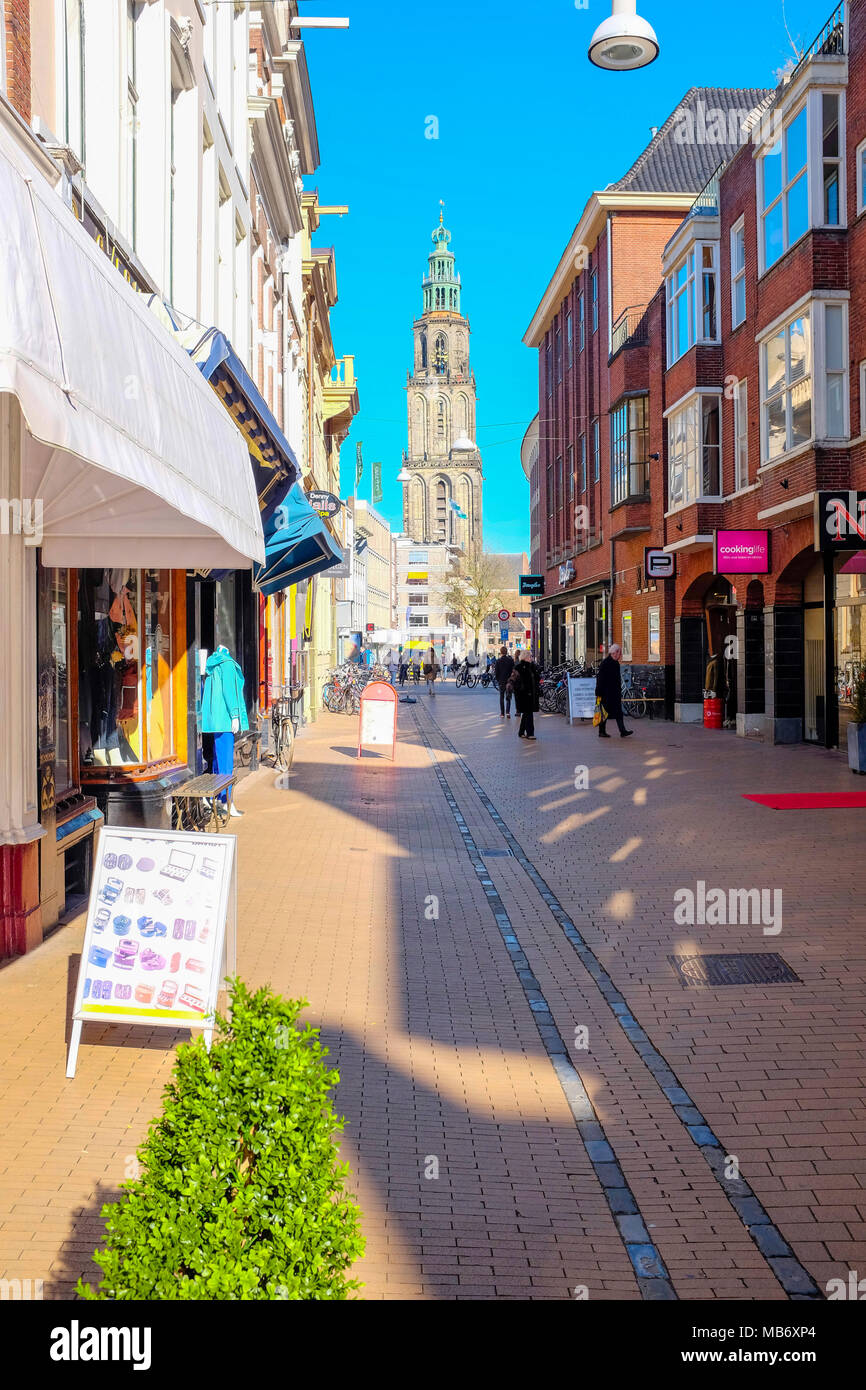 La tour Martini (Martinitoren) dans le centre de Groningen, aux Pays-Bas. Banque D'Images