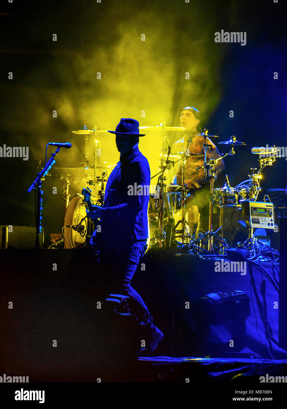 Las Vegas, Nevada - le 22 septembre 2017, Blink-182 effectue pour une grande foule à la vie est belle fête au centre-ville de Las Vegas. Banque D'Images Las Vegas, Nevada - le 22 septembre 2017, Blink-182 effectue pour une grande foule à la vie est belle fête au centre-ville de Las Vegas. Banque D'Images