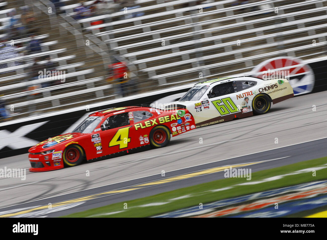 Ft. Worth, Texas, USA. Apr 7, 2018. Le 07 avril 2018 - Ft. Worth, Texas, USA : Ross Chastain (4) et Chase Briscoe (60) Bataille pour la position au cours du MON 300 Solutions bariatriques au Texas Motor Speedway à Ft. Worth, Texas. Crédit : Chris Owens Asp Inc/ASP/ZUMA/Alamy Fil Live News Banque D'Images