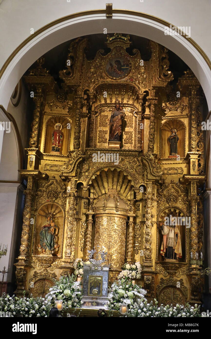 El altar de Oro, Iglesia de San José. Panama, Vieille Ville. Semaine Sainte 2018 Banque D'Images