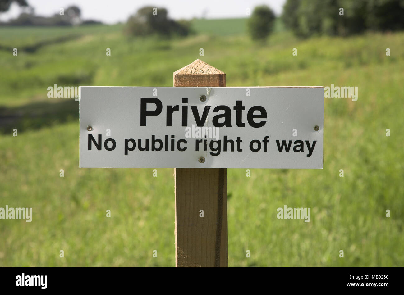 Close up of sign privés aucun droit de passage public, Suffolk, Angleterre, RU Banque D'Images
