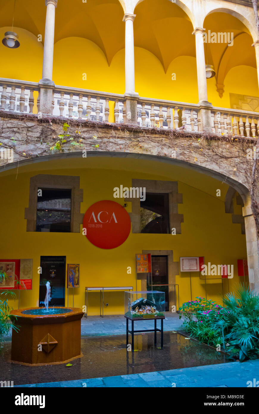 ACA, Portada del Archivo de la Corona de Aragón, Palau del Lloctinent, se Placa Sant Iu, Barri Gotic, Barcelone, Catalogne, Espagne Banque D'Images