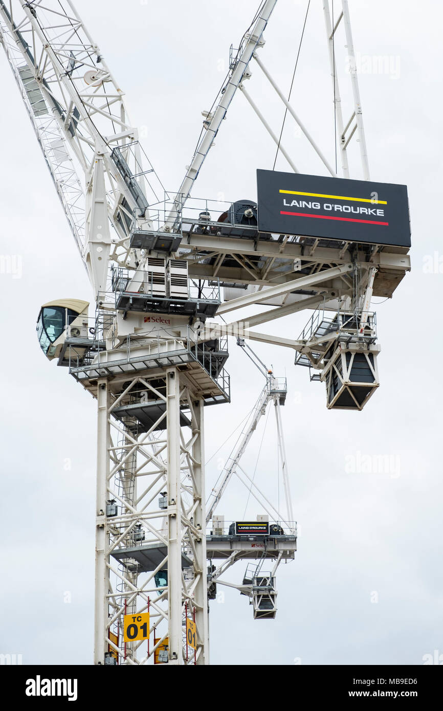 View of tower crane at construction site de nouveaux détaillants et le développement commercial à l'ancienne St James Centre à Edinburgh, Ecosse, Royaume-Uni Banque D'Images