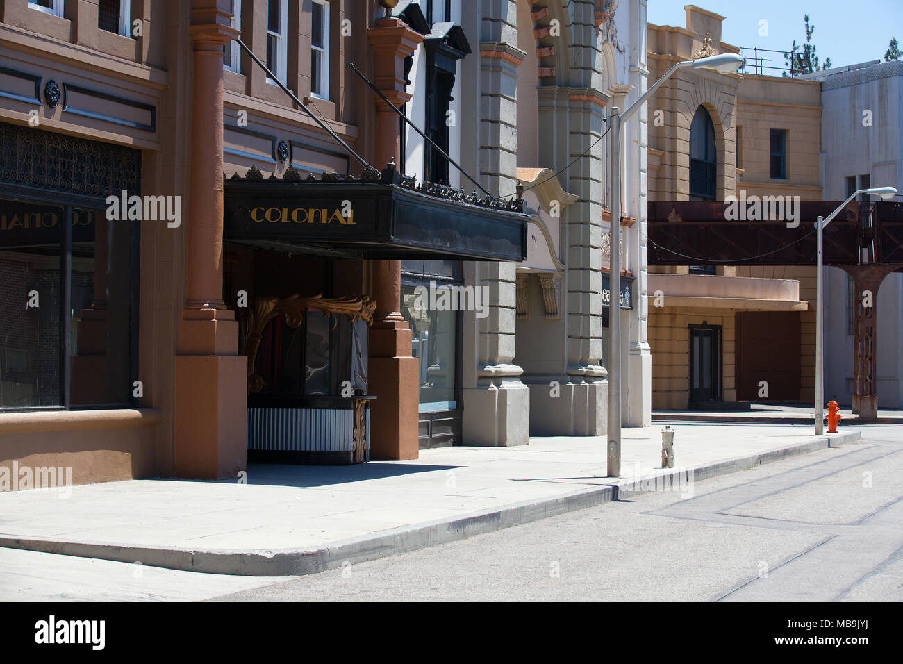 Los Angeles, USA -Juillet2011:Warner Brothers Studios de Burbank, Los Angeles. Le quartier historique de 110-acre lot : 29 salles d'enregistrement, plus un 20-acre backlot Banque D'Images