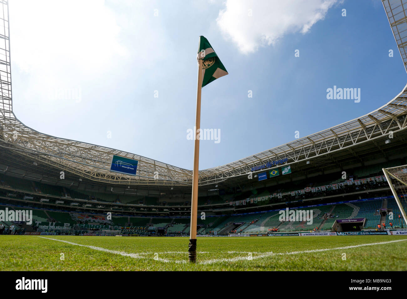 SÃO PAULO, SP - 08.04.2018 : PALMEIRAS X CORINTHIENS - Allianz Park du jeu entre Palmeiras et Corinthiens, zone ouest de São Paulo. La correspondance est la seconde valide pour la Finale du Championnat Paulista 2018. (Photo : Marco Galvão/Fotoarena) Banque D'Images