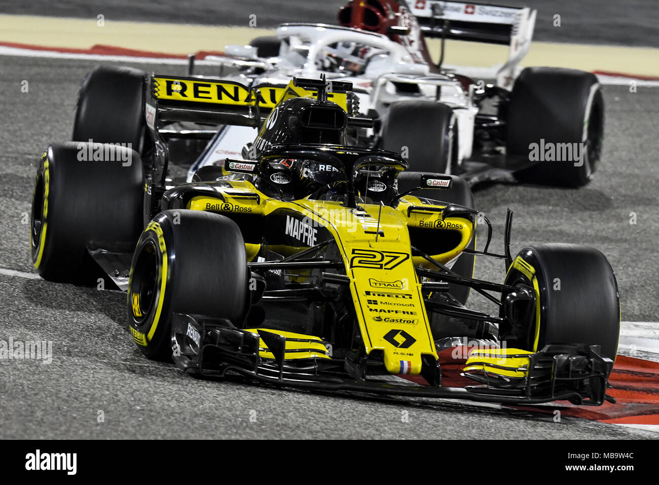 Sakhir, Bahreïn. Le 08 Avr, 2018. Sport Automobile : Championnat du Monde de Formule 1 de la FIA 2018, Grand Prix de Bahreïn,# 27 Nico Hülkenberg (Renault sport F1 Team), l'utilisation de crédit dans le monde entier | : dpa/Alamy Live News Banque D'Images