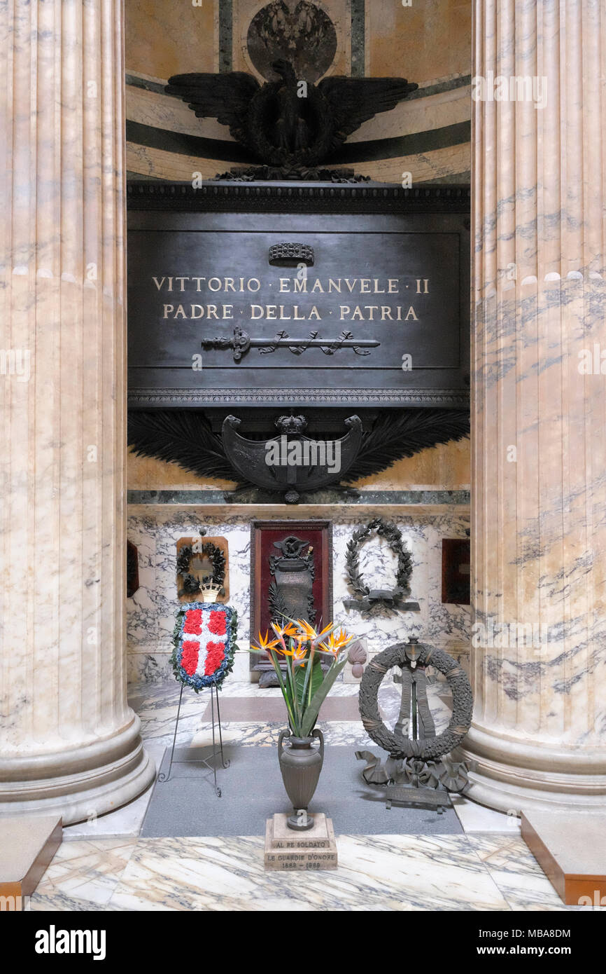 Tombe de Victor Emanuel II, premier roi d'Italie, Panthéon, Rome, Italie Banque D'Images