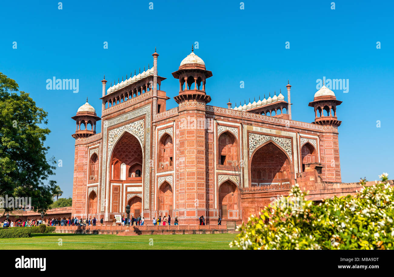 Darwaza je Rauza, la grande porte du Taj Mahal - Agra, Inde Banque D'Images