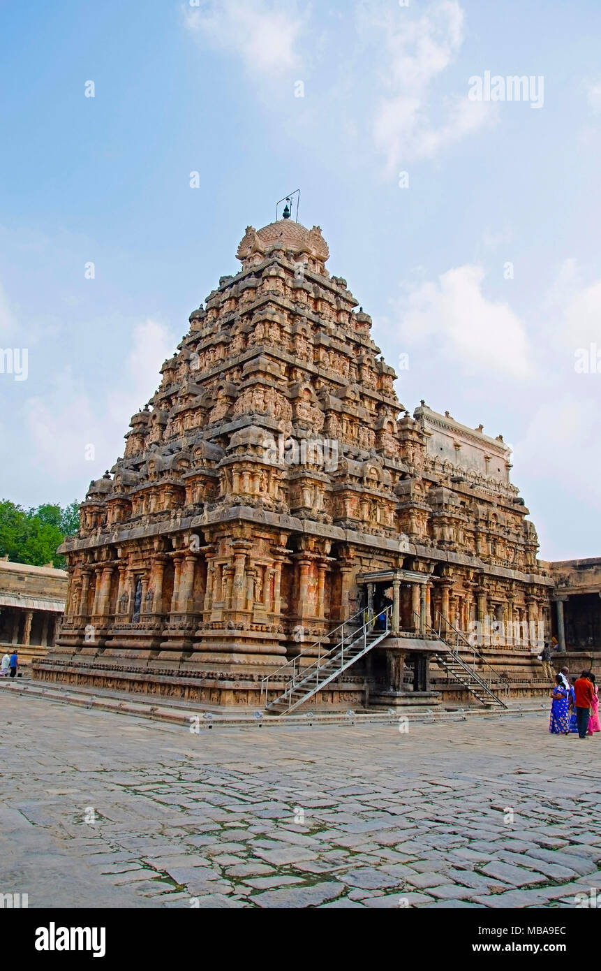 Sculptures, Temple d'Airavatesvara, Darasuram, près de Kumbakonam, Tamil Nadu, Inde. Temple de Shiva hindou de l'architecture, construit par curis-au-mont-II dans Banque D'Images