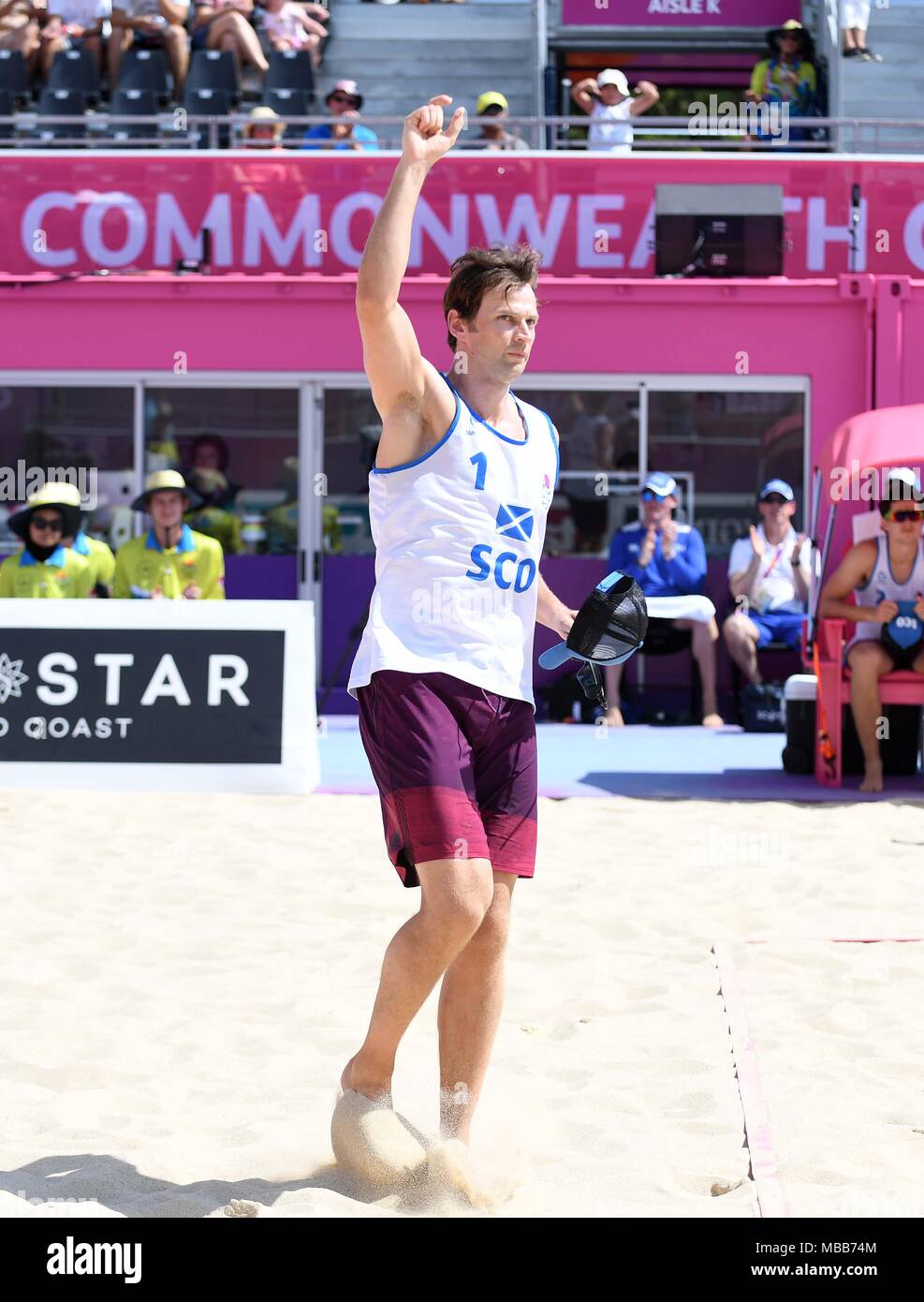 Le Queensland, Australie. 10 avr, 2018. Robin Miedzybrodzki (SCO). Écosse v Angleterre. Mens quart de finale. Le beach-volley. XXI.des jeux du Commonwealth en bord de Coolangatta. Côte d'or 2018. Le Queensland. L'Australie. 10/04/2018. Credit : Sport en images/Alamy Live News Banque D'Images