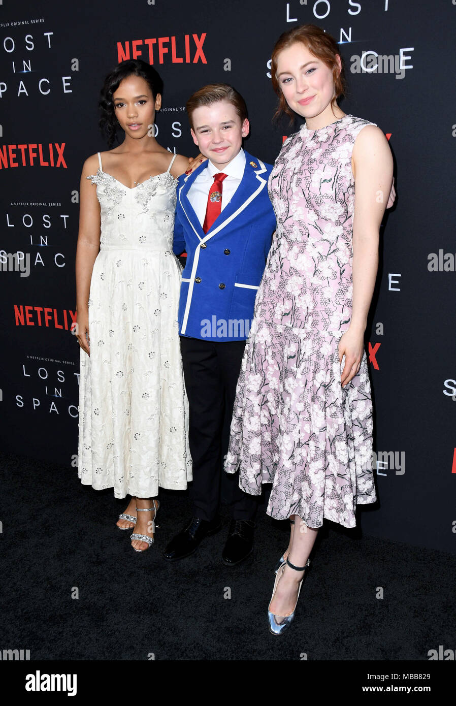Hollywood, CA, USA. Apr 9, 2018. Russell Taylor Maxwell, Jenkins, Mina Sundwall. L'NETFLIX ''Perdu dans l'espace'' Saison 1 Premiere événement tenu au Arclight Cinerama Dome d'Hollywood. Credit : Birdie Thompson/AdMedia/ZUMA/Alamy Fil Live News Banque D'Images