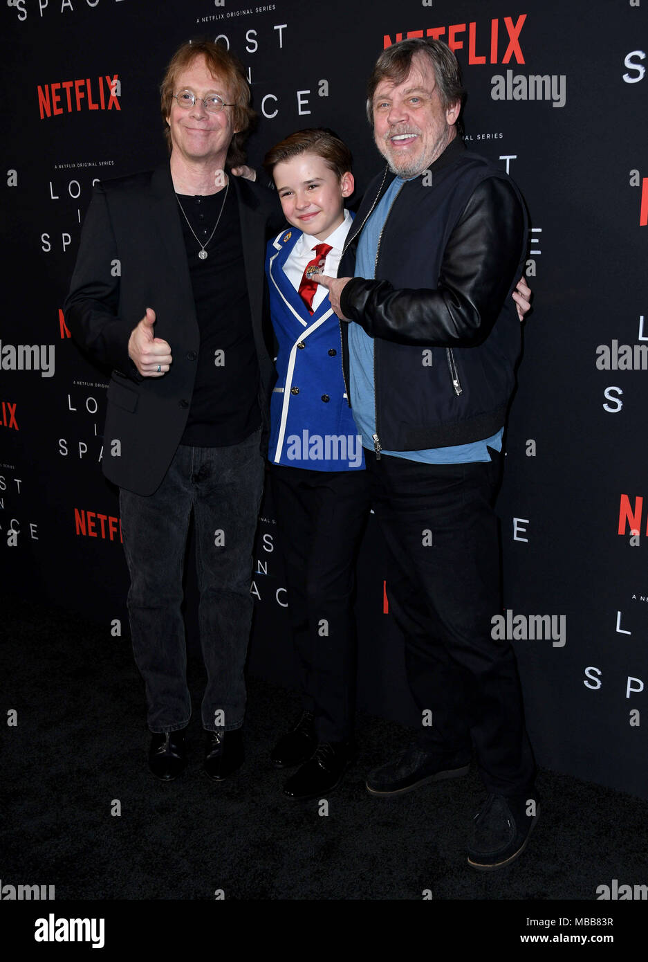 Hollywood, CA, USA. Apr 9, 2018. Billy Mumy, Maxwell Jenkins, Mark Hamill. L'NETFLIX ''Perdu dans l'espace'' Saison 1 Premiere événement tenu au Arclight Cinerama Dome d'Hollywood. Credit : Birdie Thompson/AdMedia/ZUMA/Alamy Fil Live News Banque D'Images