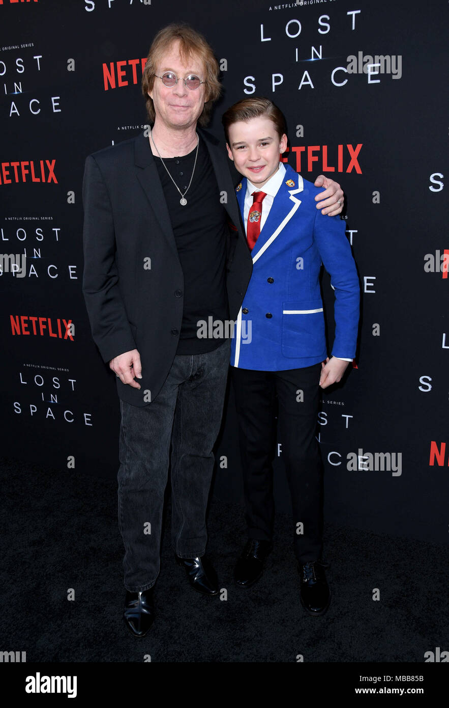 Hollywood, CA, USA. Apr 9, 2018. Billy Mumy, Maxwell Jenkins. L'NETFLIX ''Perdu dans l'espace'' Saison 1 Premiere événement tenu au Arclight Cinerama Dome d'Hollywood. Credit : Birdie Thompson/AdMedia/ZUMA/Alamy Fil Live News Banque D'Images