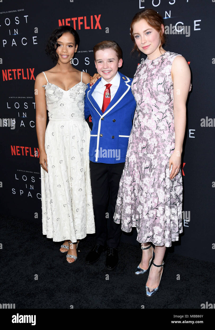 Hollywood, CA, USA. Apr 9, 2018. Russell Taylor Maxwell, Jenkins, Mina Sundwall. L'NETFLIX ''Perdu dans l'espace'' Saison 1 Premiere événement tenu au Arclight Cinerama Dome d'Hollywood. Credit : Birdie Thompson/AdMedia/ZUMA/Alamy Fil Live News Banque D'Images