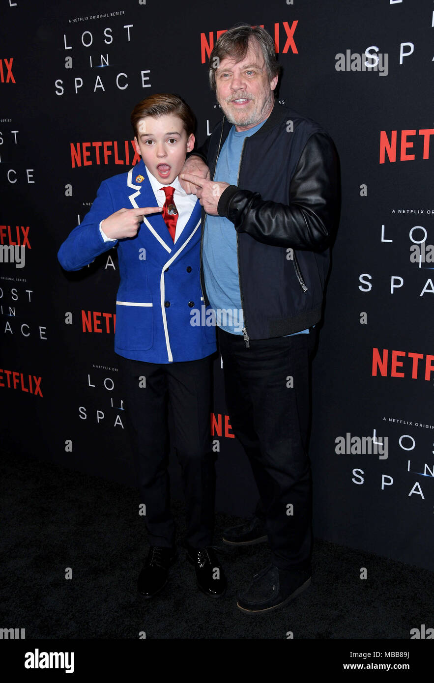 Hollywood, CA, USA. Apr 9, 2018. Maxwell Jenkins, Mark Hamill. L'NETFLIX ''Perdu dans l'espace'' Saison 1 Premiere événement tenu au Arclight Cinerama Dome d'Hollywood. Credit : Birdie Thompson/AdMedia/ZUMA/Alamy Fil Live News Banque D'Images