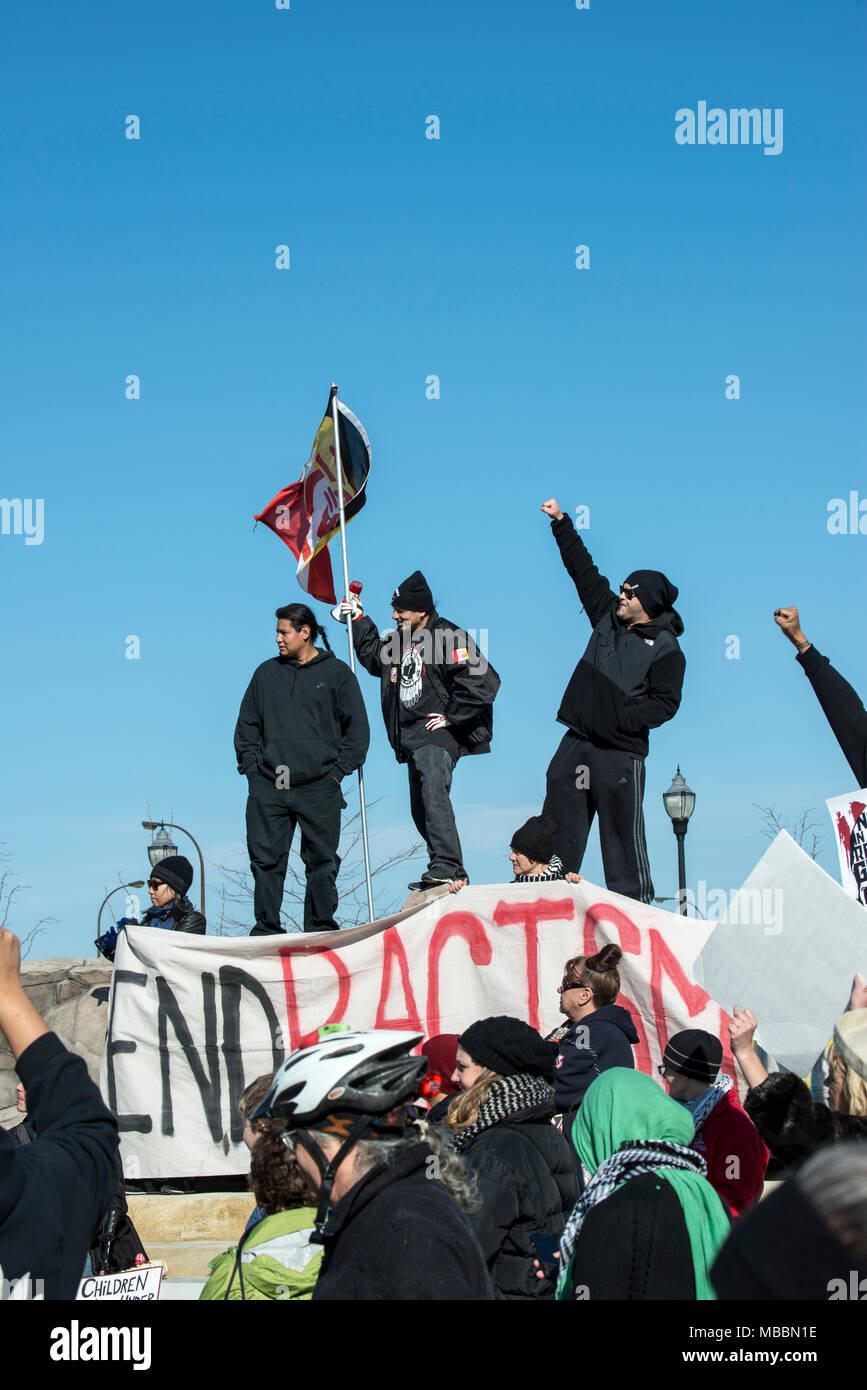 Minneapolis, Minnesota. Rassemblement contre le racisme dans la NFL. Banque D'Images